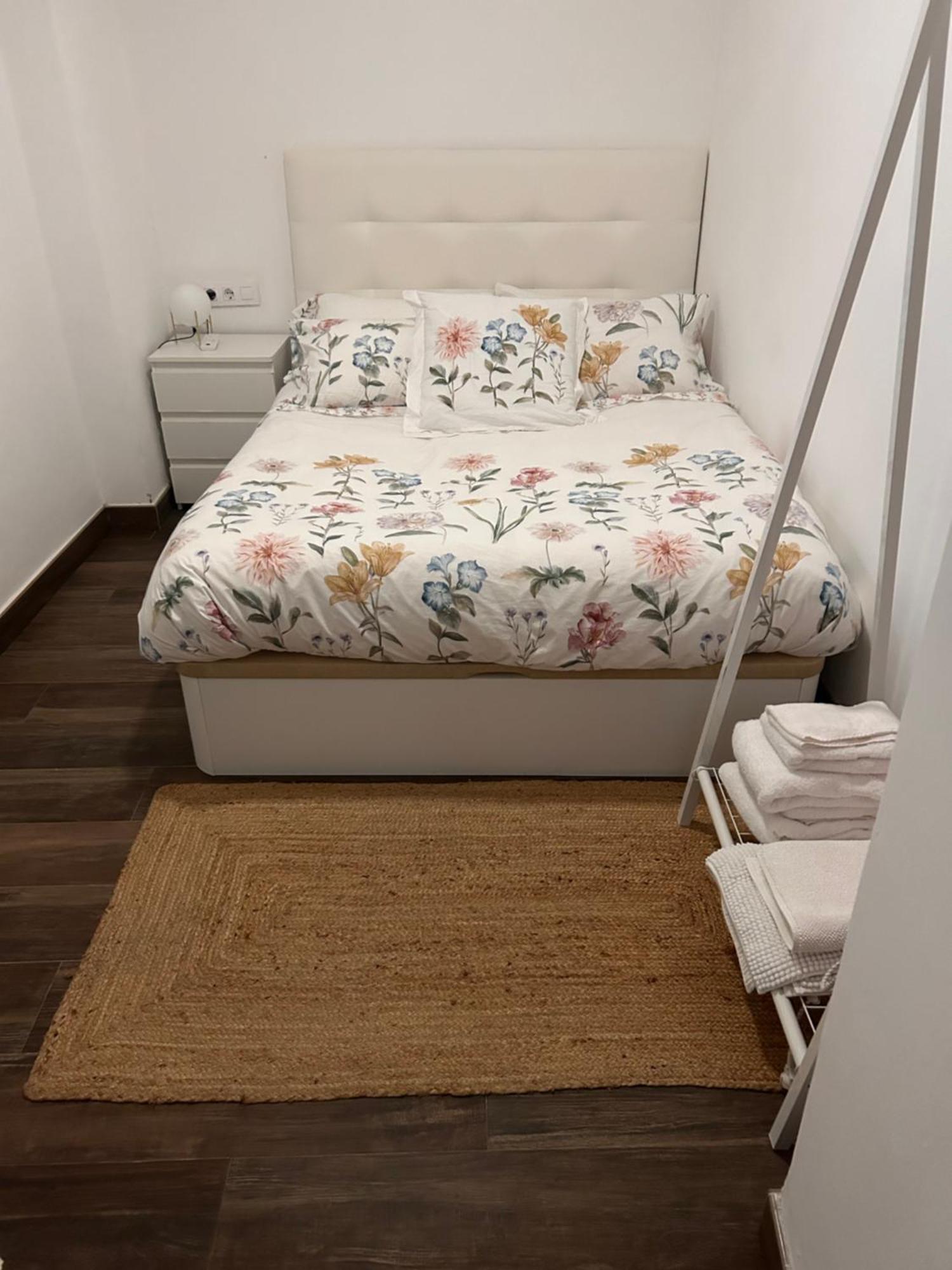Moratin N3 Apartamento 50M2 Севилья Экстерьер фото